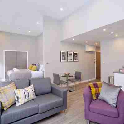 Nelson Mandela Place Apartments Rooms