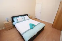 Marley Mansions Apartments - King ST Ref : 10/3 - 3-Star
