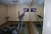Days Inn by Wyndham Brampton - Gym