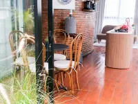 Villa Lonjong Puncak by Vasaka Villa 西帕納斯住宿飯店