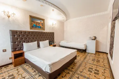 Grace Hovhannes Adler Lighthouse 주변 호텔