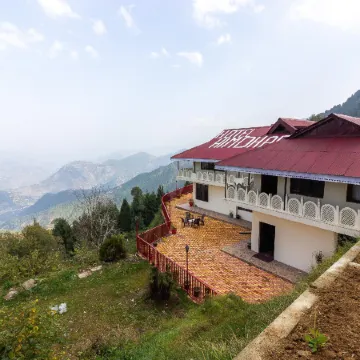 Hotel Himdhara, Near Mall Road Dalhousie