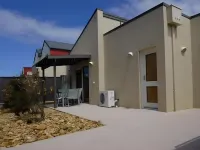 The Lakes Apartments