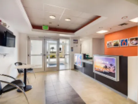 Howard Johnson by Wyndham Lemoore Hotels in Lemoore