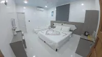 Skyinn omadhoo