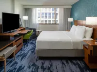 Fairfield Inn & Suites Charlotte Uptown Hotels near Methodist Home Park