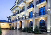 Palace Hotel Tashkent - Inns
