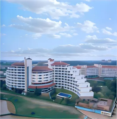 Seorak Pine Resort - غرفة مطلة على الجبل
