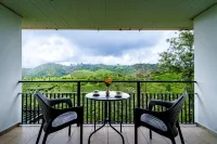 Falcon Crest - Mountain view