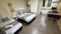 Jefferys Motel - Parking