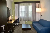 Holiday Inn Express Windsor Sonoma Wine Country Hotels in Windsor