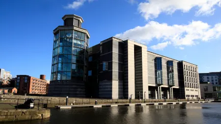 Holiday Inn Leeds - Brighouse