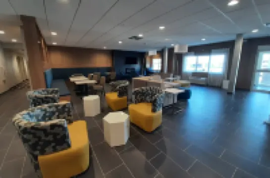 Microtel Inn & Suites by Wyndham Loveland