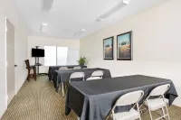 Ramada by Wyndham Bakersfield North