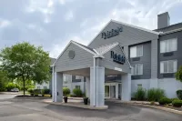 Fairfield Inn & Suites Dayton Troy Hotel a Troy
