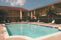 Baymont by Wyndham Houston la Porte Hotels in La Porte