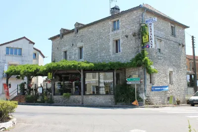 Logis Hotels- Auberge de la Tour - Hôtel et Restaurant Hotels in Prayssac