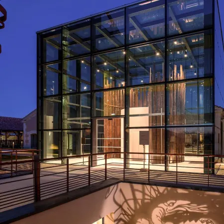 Mr & MRS Smith HÔTEL Chais Monnet