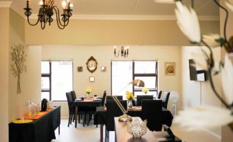 Azinnia Rivonia Guest House