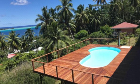 Bora Bora Holiday's Lodge