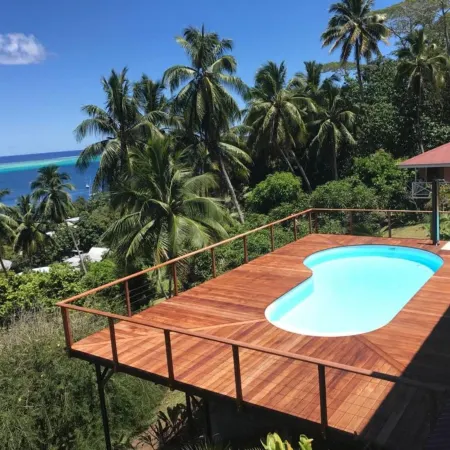 Bora Bora Holiday's Lodge