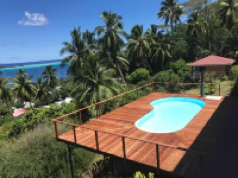 Bora Bora Holiday's Lodge