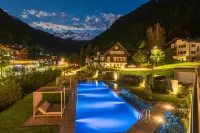 Hotel Bergkristall - Swimmingpools