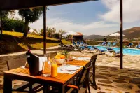Arrabia Guest Houses Glamping - С бассейном