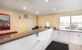 Americas Best Value Inn & Suites-Convention Center