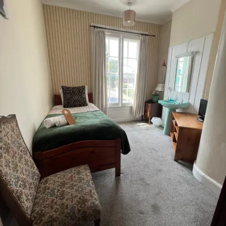 Georgian House Hotel