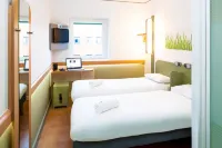 ibis budget Boulogne-sur-Mer Centre Les Ports 2 étoiles 에스당-라베 호텔