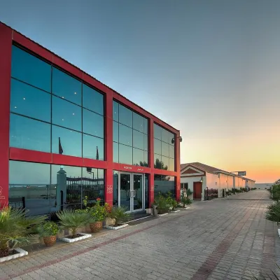 رويال ريزيدنس للشقق الفندقية Hotels near ميكوكو