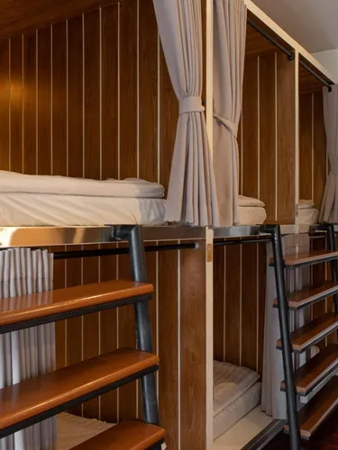 รูปภาพของเบด แอดดิคต์ โฮสเทล