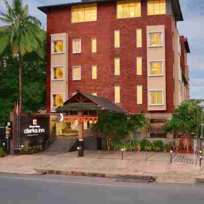 Royal Ritis Hotel Exterior