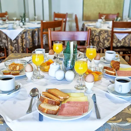 Anastassiou Hotel - Bike and Motorcycle Friendly Hotel