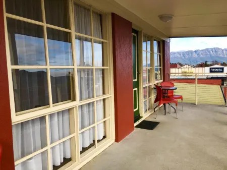 Sheffield Motor Inn Отели рядом с достопримечательностью «Тасмазия & Виллидж Оф Лоуэр Крекпот»