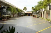Limeira Suítes - parcheggio