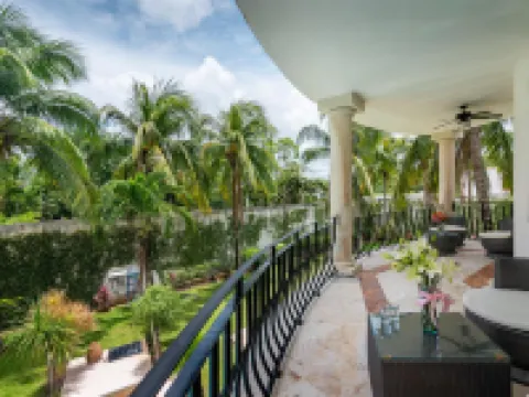 ヴィラ パルメラス ベニート・ファレスのホテル