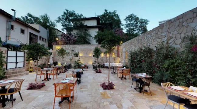 PATRON HOTEL Отели рядом с достопримечательностью «Ворота Адриана»