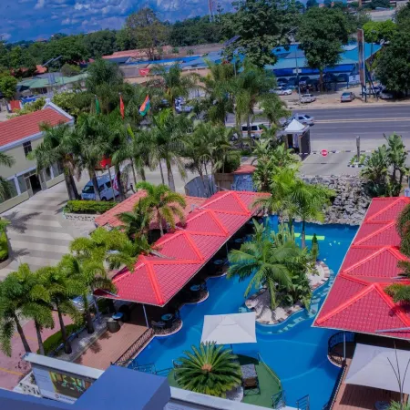 Best Western Plus Paramount Hotel