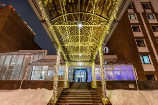 Yarhotel Centre (Яротель Центр)