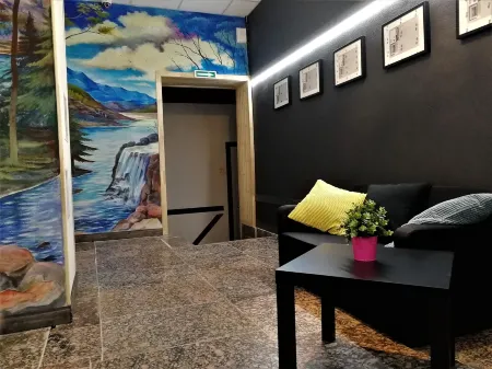 Good Night rooms & hostel (Гуд найт)