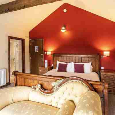 The Village Inn Rooms