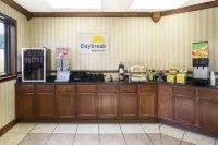 Days Inn by Wyndham Columbus-North Fort Moore - petit déjeuner
