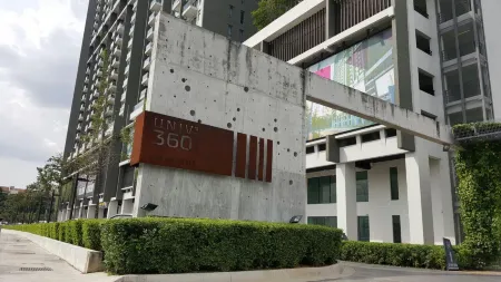 Skyview Univ360 Place Facing Mines Lake Отели рядом с достопримечательностью «Фарм Ин Сити»