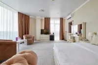 아지무트 호텔 펜자 Cathedral of the Assumption 주변 호텔