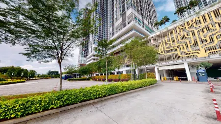 Studio I-Soho d'Gunduls Homestay by Dgh I-City