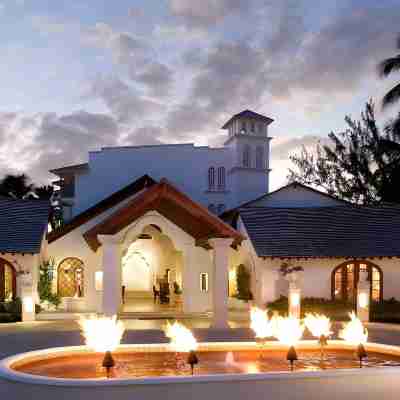 Mango Bay All Inclusive Hotel Exterior