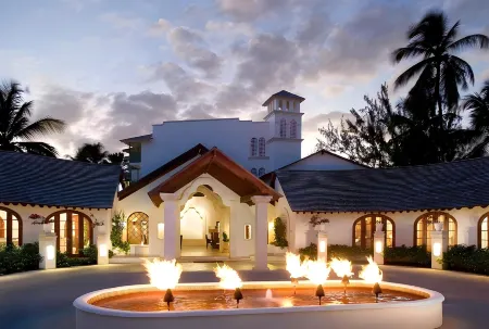 Mango Bay All Inclusive Отели в г. Saint Sylvans