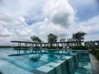 Altura Executive Suites - Cyber 5 - สระว่ายน้ำส่วนตัว